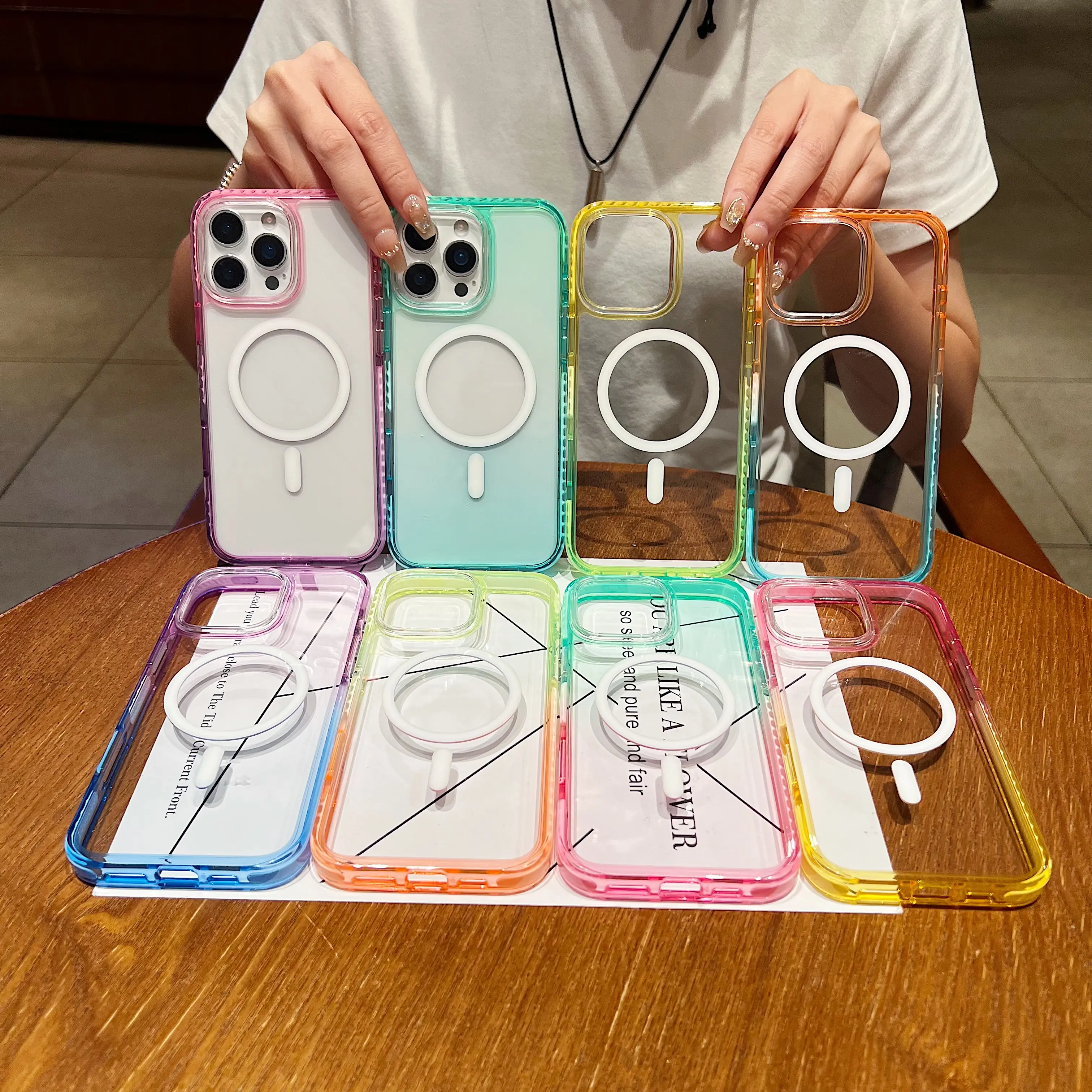 Luxury Casing for Apple Iphone 17 Pro Max Cover Phone Case New 2025 Orange Clear Transparent With Magnetic