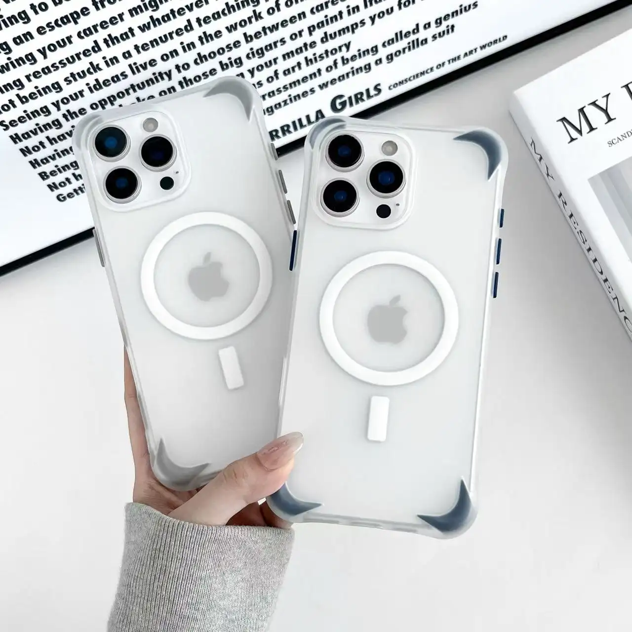 Transparent Magnetic Shockproof Electroplate TPU Mobile Phone Cases for 15 Pro Max with Metallic Design